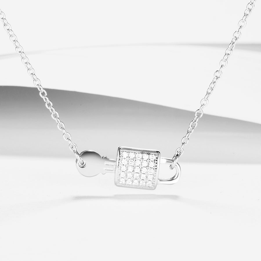 GX1200 925 Sterling Silver Locket & Key Cubic Zirconia Necklace