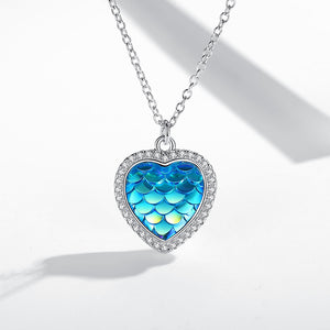 GX1432 925 Sterling Silver Scales Heart Shape CZ Pendant Necklace