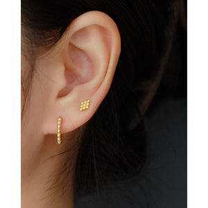 YHE0501 925 Sterling Silver Mini Rhombus Geometry Bead Stud Earring