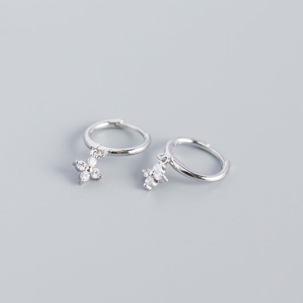 YHE0260 925 Sterling Silver Ivy Clover CZ Dangle Earrings