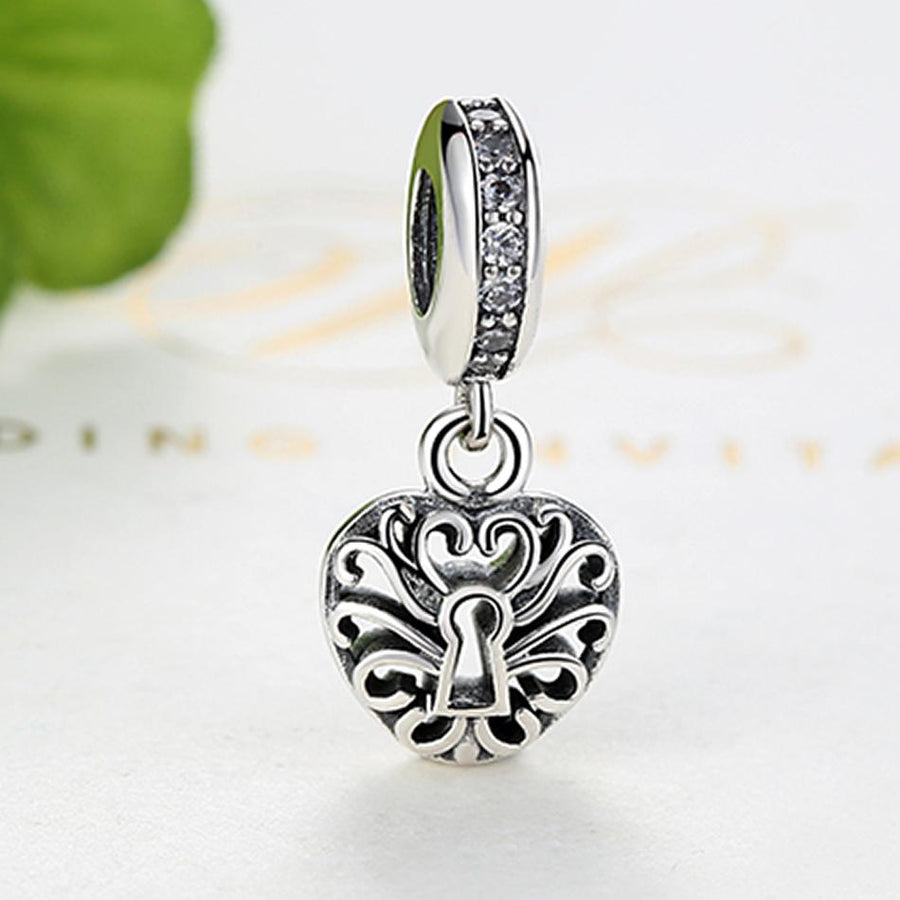 PY1466 925 Sterling Silver Mysterious Chrome Charm